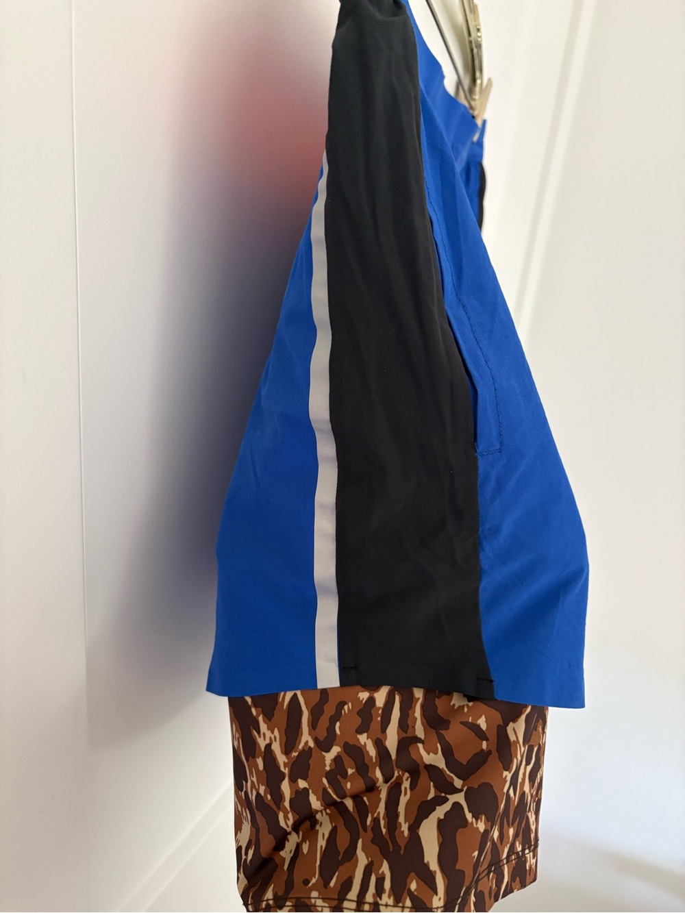 Nike Dri-FIT Stride 2-in-1 Running Shorts - Blue Leopard Print | Large - Picture 7 of 8